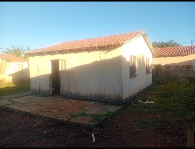 1 BEDROOM HOUSE FOR SALE IN SOSHANGUVE XX